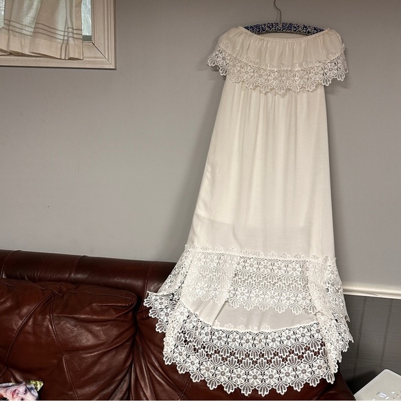 Solitaire Swim Bohemian Off The Shoulder White Lacey Dress / Cover up , M - Picture 4 of 16